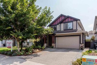 Photo 1: 19642 71 Avenue in Langley: Willoughby Heights House for sale : MLS®# R2196810