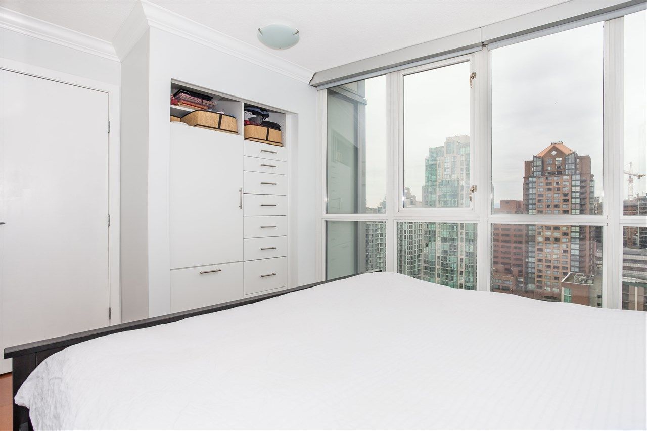 Photo 10: Photos: 2008 1155 SEYMOUR Street in Vancouver: Downtown VW Condo for sale in "BRAVA" (Vancouver West)  : MLS®# R2138571