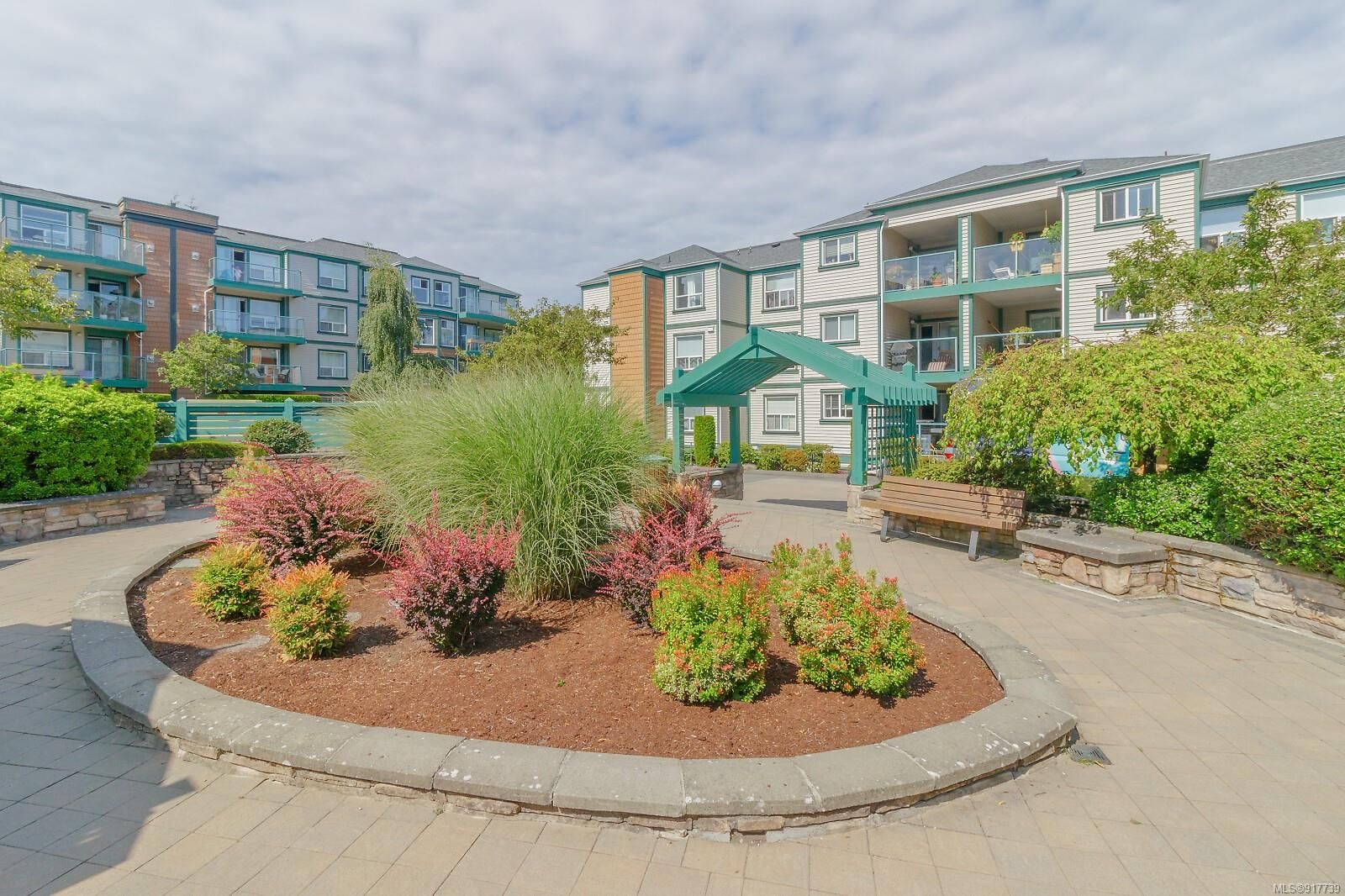 Main Photo: 310 894 Vernon Ave in Saanich: SE Swan Lake Condo for sale (Saanich East)  : MLS®# 917739