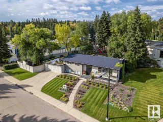 Photo 1: 96 VALLEYVIEW Crescent in Edmonton: Zone 10 House for sale : MLS®# E4309295
