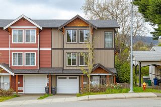 Main Photo: 481 Stirling Ave in Nanaimo: Na University District Row/Townhouse for sale : MLS®# 961784