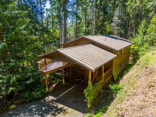 Photo 2: 2701 Doubloon Cres in Pender Island: GI Pender Island House for sale (Gulf Islands)  : MLS®# 909292