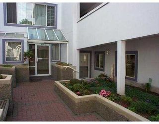 Photo 2: 106 8772 SW MARINE Drive in Vancouver: Marpole Condo for sale in "GULF VIEW COURT" (Vancouver West)  : MLS®# V659926