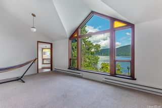 Photo 12: 4541 STONEHAVEN Avenue in North Vancouver: Deep Cove House for sale : MLS®# R2693515