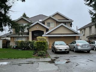 Photo 1: 6828 135 Street in Surrey: West Newton House for sale : MLS®# R2681635