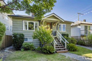 Photo 2: 238 E 28TH Avenue in Vancouver: Main House for sale (Vancouver East)  : MLS®# R2497227