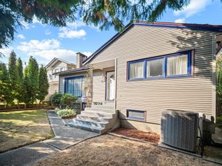 Photo 1: 609 E COLUMBIA Street in New Westminster: The Heights NW House for sale : MLS®# R2738621