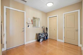 Photo 3: 302 1899 45 Street NW in Calgary: Montgomery Apartment for sale : MLS®# A2123632