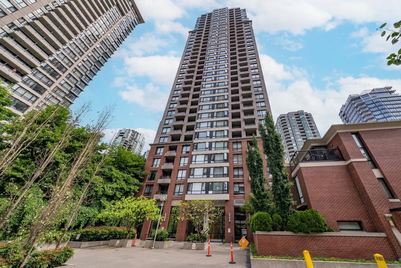 Main Photo: 3002 909 MAINLAND Street in Vancouver: Yaletown Condo for sale in "YALETOWN PARK II" (Vancouver West)  : MLS®# R2600299