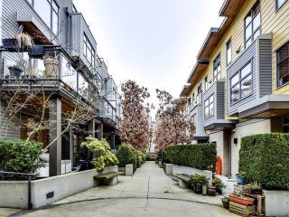 Photo 2: 3770 COMMERCIAL Street in Vancouver: Victoria VE Townhouse for sale in "BRIX" (Vancouver East)  : MLS®# R2647553
