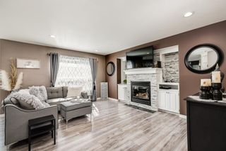 Photo 4: 1516 Meadowlark Road SE: Airdrie Detached for sale : MLS®# A1235797