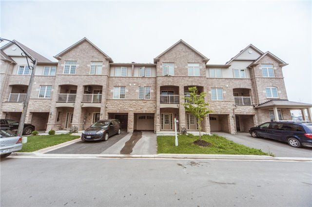 Main Photo: 5 Silvester Street in Ajax: Central East House (3-Storey) for sale : MLS®# E3294738