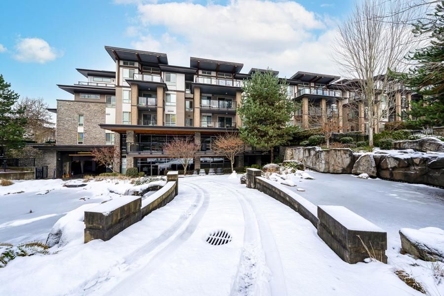 Main Photo: 309 7478 BYRNEPARK Walk in Burnaby: South Slope Condo for sale in "GREEN" (Burnaby South)  : MLS®# R2641598