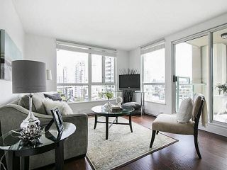 Photo 1: 1003 907 BEACH Avenue in Vancouver: Yaletown Condo for sale in "CORAL COURT" (Vancouver West)  : MLS®# V1136645