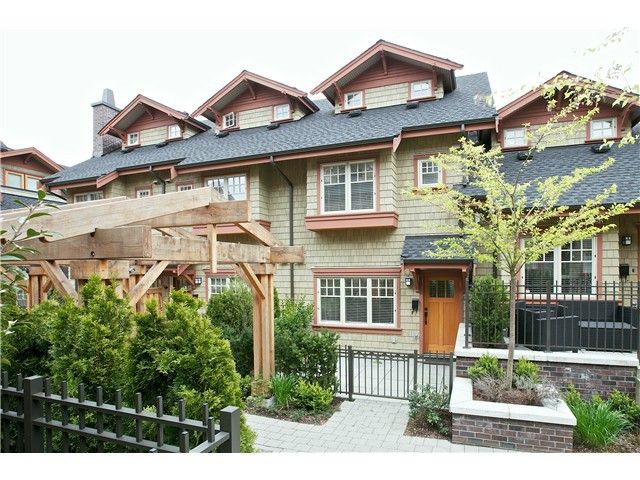 Main Photo: 5908 OAK Street in Vancouver: Oakridge VW Townhouse for sale (Vancouver West)  : MLS®# V1096610
