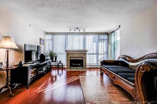 Photo 3: 605 615 HAMILTON Street in New Westminster: Uptown NW Condo for sale : MLS®# R2191837