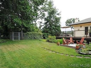 Photo 17: 1990 Cromwell Rd in VICTORIA: SE Mt Tolmie House for sale (Saanich East)  : MLS®# 568537