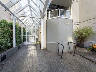 Photo 26: 105 1220 BARCLAY Street in Vancouver: West End VW Condo for sale in "Kenwood Court" (Vancouver West)  : MLS®# R2835625