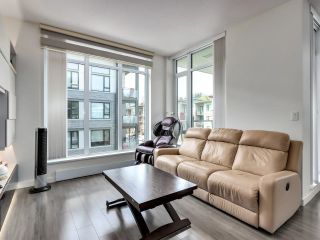 Photo 4: 302 3162 RIVERWALK Avenue in Vancouver: South Marine Condo for sale (Vancouver East)  : MLS®# R2699214