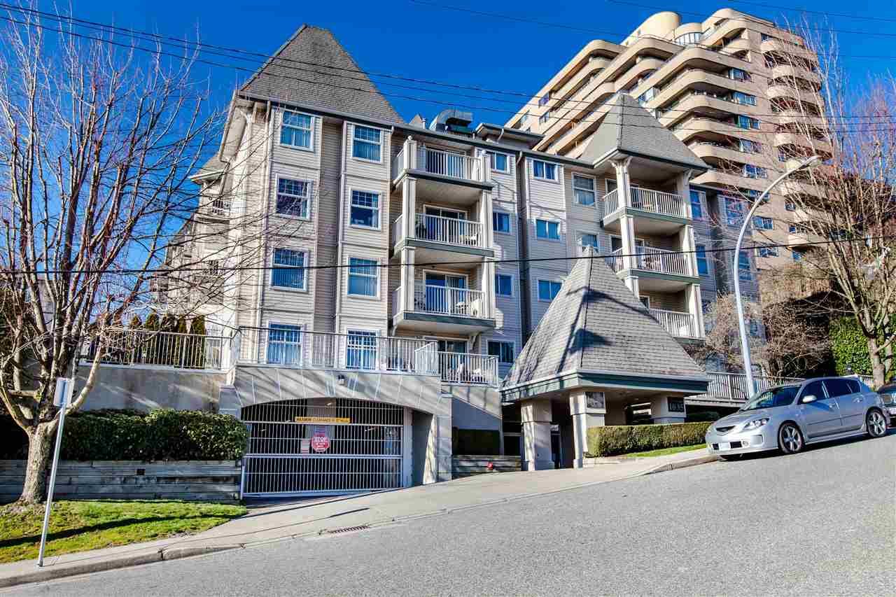 Main Photo: 209 1035 AUCKLAND Street in New Westminster: Uptown NW Condo for sale in "QUEEN'S TERRACE" : MLS®# R2438580