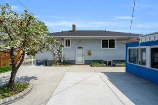 Photo 7: 5027 1 Street NW in Calgary: Thorncliffe Detached for sale : MLS®# A2050252