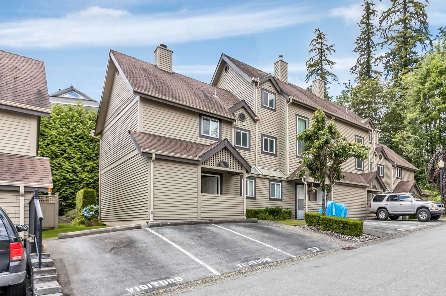 Main Photo: 37-2736 ATLINE PLACE in Coquitlam: Coquitlam East Townhouse for sale : MLS®# R2709307