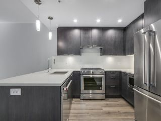Photo 3: 305 4289 HASTINGS Street in Burnaby: Vancouver Heights Condo for sale in "MODENA" (Burnaby North)  : MLS®# R2354279