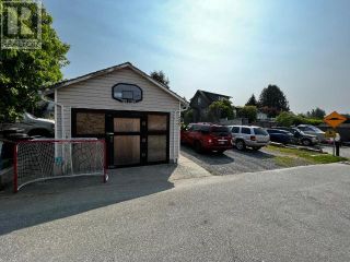 Photo 8: 4395 WESTVIEW AVE in Powell River: House for sale : MLS®# 17280