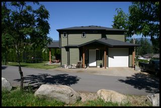Photo 4: 2190 Southeast Auto Road in Salmon Arm: Hillcrest House for sale : MLS®# 10101264