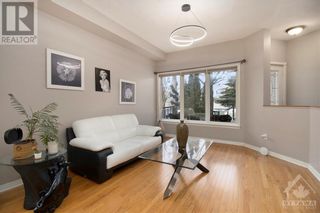 Photo 6: 102 STONEWAY DRIVE in Ottawa: House for sale : MLS®# 1385122