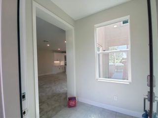 Photo 2: 401 Sawbuck in Irvine: Residential Lease for sale (GP - Great Park)  : MLS®# OC21110596