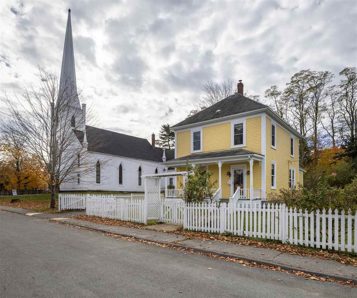 Main Photo: 48 Maple Street in Mahone Bay: 405-Lunenburg County Residential for sale (South Shore)  : MLS®# 202022614
