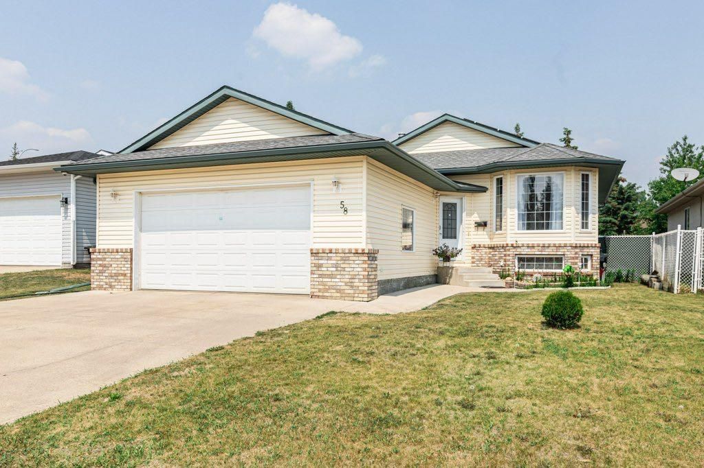 Main Photo: : Lacombe Detached for sale : MLS®# A2057495