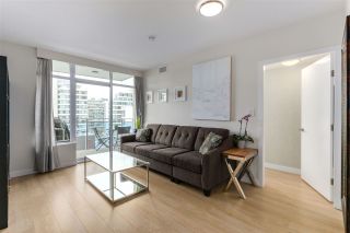 Photo 8: 909 111 E 1ST Avenue in Vancouver: Mount Pleasant VE Condo for sale in "BLOCK 100" (Vancouver East)  : MLS®# R2330991