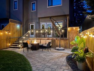 Photo 2: 2817 25 Street SW in Calgary: Richmond Semi Detached (Half Duplex) for sale : MLS®# A2120494
