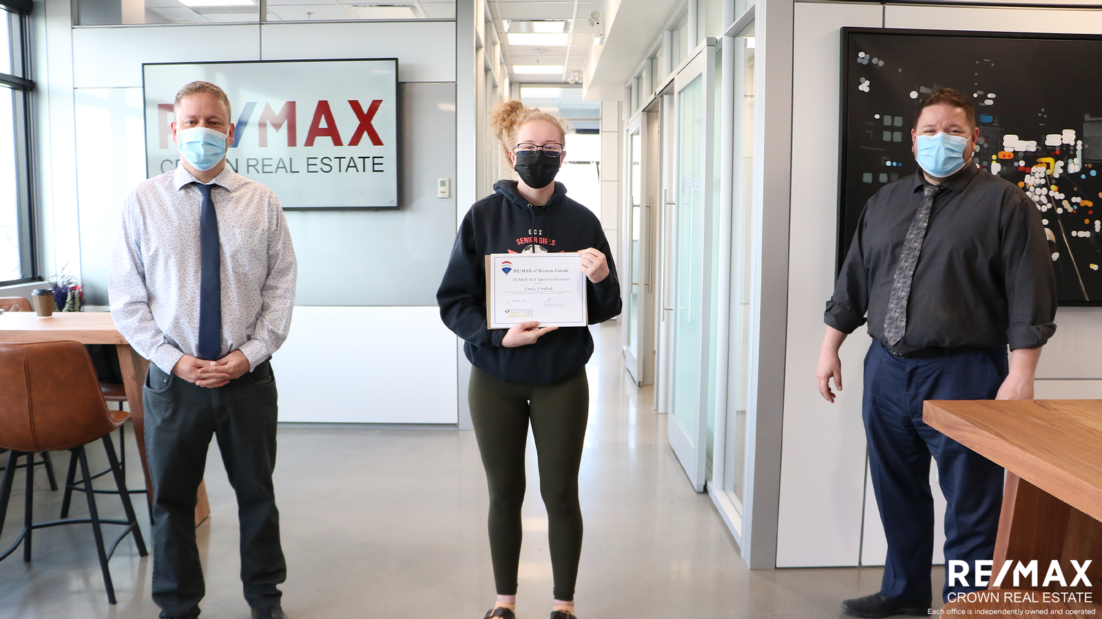 RE/MAX of Western Canada Awards $16,000 to High School Graduates