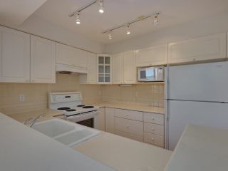 Photo 3: 1007 5775 HAMPTON Place in Vancouver: University VW Condo for sale in "The Chatham" (Vancouver West)  : MLS®# R2823681