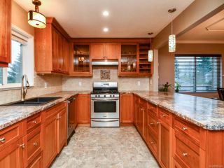 Photo 12: 220 STRATFORD DRIVE in CAMPBELL RIVER: CR Campbell River Central House for sale (Campbell River)  : MLS®# 805460