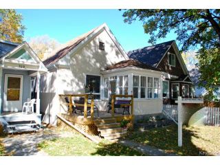 Photo 2: 317 Arnold Avenue in WINNIPEG: Manitoba Other Residential for sale : MLS®# 1321742