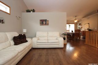 Photo 6: 406 Nixon Crescent in Saskatoon: Dundonald Residential for sale : MLS®# SK908939