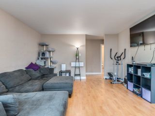 Photo 5: 111 33870 FERN Street in Abbotsford: Central Abbotsford Condo for sale in "Fernwood Manor" : MLS®# R2848848