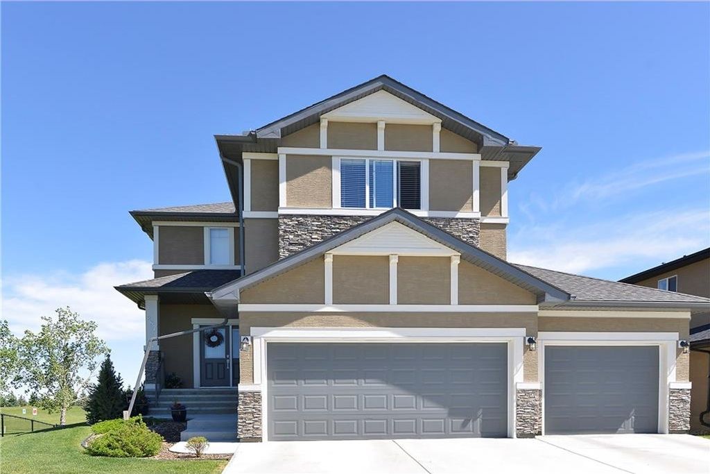 Main Photo: 287 LAKESIDE GREENS Drive: Chestermere House for sale : MLS®# C4122388