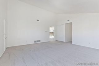 Photo 10: MIRA MESA House for sale : 3 bedrooms : 9033 Penticton Way in San Diego
