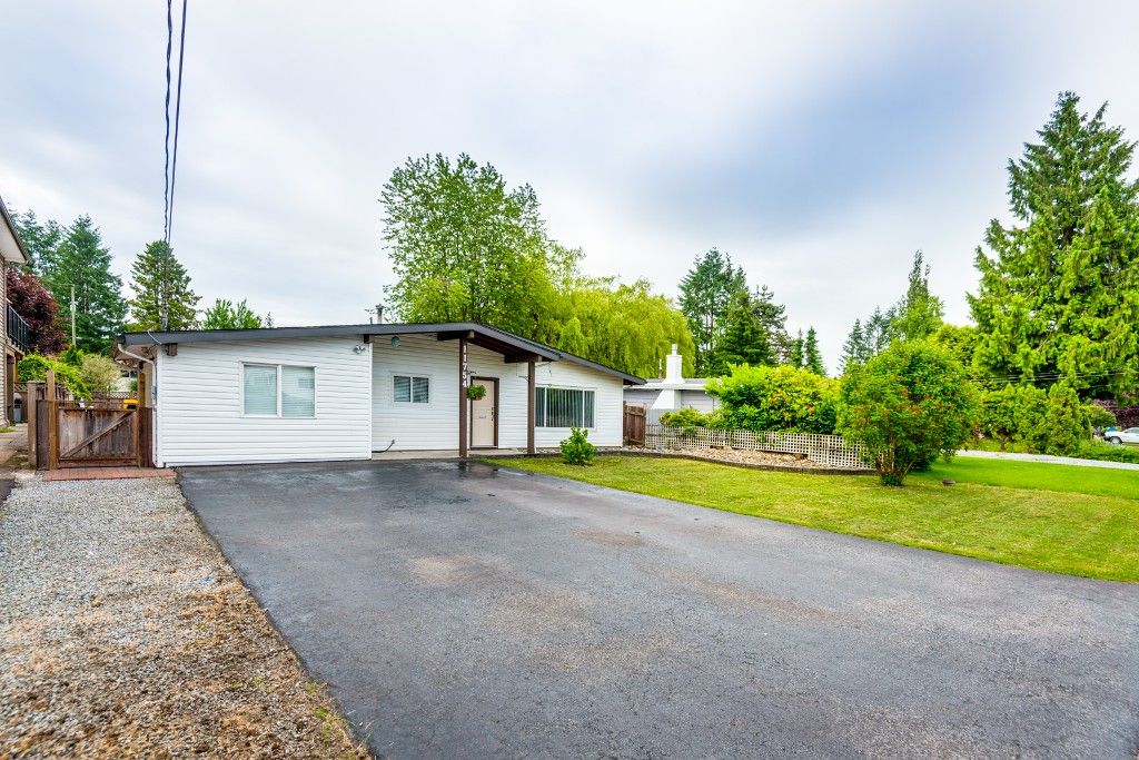 Main Photo: 11754 Steeves Street in Maple Ridge: south west maple ridge House for sale : MLS®# R2178109