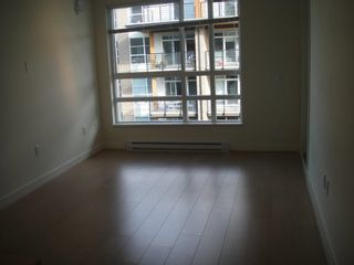 Photo 2: 617 6033 GRAY Avenue in Vancouver: University VW Condo for sale in "PRODIGY" (Vancouver West)  : MLS®# R2796393