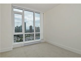 Photo 8: 2109 4189 HALIFAX Street in Burnaby: Brentwood Park Condo for sale in "AVIARA" (Burnaby North)  : MLS®# V1136442