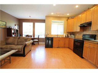 Photo 8: 11 2381 ARGUE Street in Port Coquitlam: Citadel PQ House for sale in "THE BOARDWALK" : MLS®# V1047846