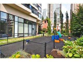 Photo 12: 2305 928 HOMER Street in Vancouver: Yaletown Condo for sale in "YALETOWN PARK 1" (Vancouver West)  : MLS®# V1023790