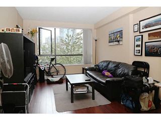 Photo 2: 305 1189 HOWE Street in Vancouver: Downtown VW Condo for sale in "THE GENESIS" (Vancouver West)  : MLS®# V1138667
