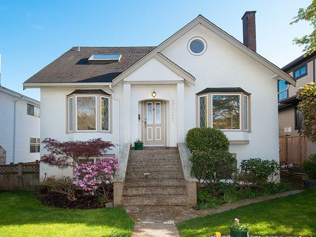 Main Photo: 3922 W 29TH Avenue in Vancouver: Dunbar House for sale (Vancouver West)  : MLS®# V1118807